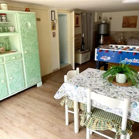 Belvilla By Oyo Casa Dei Sogni, Cleaning Included シャレー Marliana